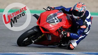 2022 Ducati Panigale V4 S First Ride Review | Ultimate Motorcycling