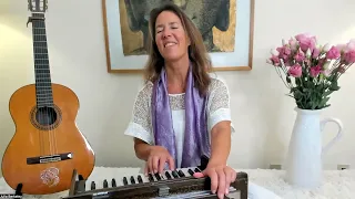 Julia Berkeley - Om Tare