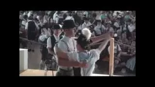 Preisplattln und Dirndldrahn - Traditional Bavarian Dance - народный Баварский танец