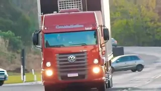 Sextou!👽🚛💨 (vídeo de caminhão para status do whatsApp #26)