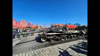 Выставка трофейной техники стран НАТО в парке Победы