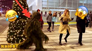 Bushman Prank Scaring People At Night Christmas Special [#1]😜