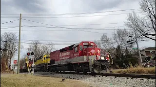 RJ Corman & Susquehanna ALCAN Z545 heading west bound on the Old Road Subdivision at Lexington KY