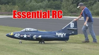 LARGE SCALE RC Grumman F9F Panther