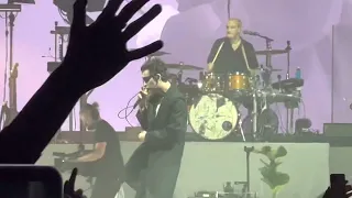 THE 1975 - Intro & Give Yourself A Try (Vienna 5.6.2023)