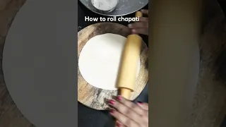 How to roll chapati | how to make round roti | How to make chapati  #chapati #shorts