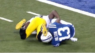 T.Y. Hilton Holds On To 32 Yard Pass After Big Hit || Week 12 Colts vs Steelers