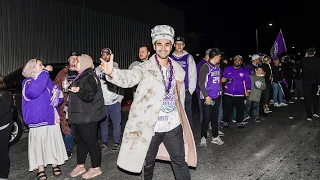 Fans Greet Kings at Airport after Playoff Clinch