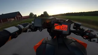 Another 5th gear wheelie - KTM 1290 Superduke R -20