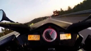 Honda VFR 800 VTEC Acceleration 0-230km/h