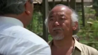 cena da morte do pai do Senhor Miyagi no filme karate kid 2 a hora da verdade continua dublado
