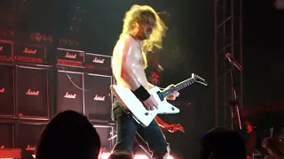 AIRBOURNE - Raise the Flag - LIVE @ "Guitare en scène" le 13/07/2022