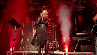 Liv Kristine - "Machine" (Theatre Of Tragedy cover) Live in Nagold, 25.11.23