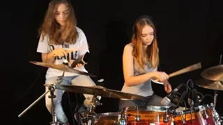 Honky Tonk Women (Rolling Stones); Sina feat Milena on drums