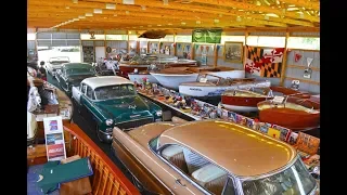 Howard Johnson's Collection of 100 Classic Wooden Boats
