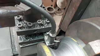 Lathe radius cutter