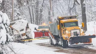 WINTER STORM COVERAGE | Blizzard-like snow barrels into West Michigan