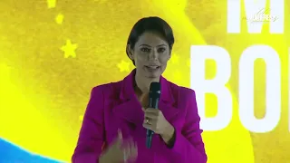 3/9/2022 - Michelle Bolsonaro discursa no Evento Mulheres com Bolsonaro, na FENAC, em Novo Hamburgo.