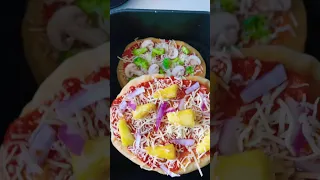 Air fryer naan pizza | kid friendly lunch #shorts #kidslunch #pizza #pizzalunch #toddlerlunch #fyp
