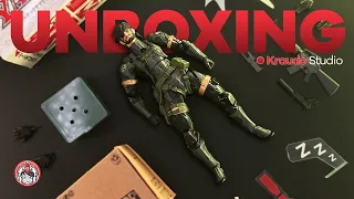 Unboxing a $150 METAL GEAR SOLID figure - Revoltech Yamaguchi No.131 Snake (ASMR)