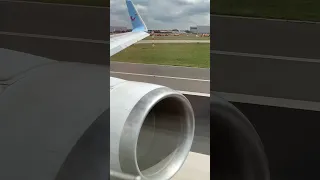 Powerful take off by Boeing 767 (amazing sound)