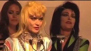 PAM HOGG & SIOUXSIE SIOUX