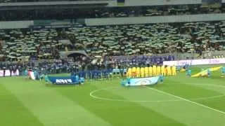 67,700 человек поют Гимн Украины. Начало матча Украина - Франция.