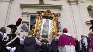 Crotone, processione Madonna di Capocolonna verso l'Ospedale (7 maggio 2022)