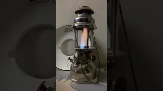 pressure kerosene lamp