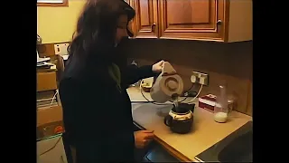 Kate Bush Making Tea - original 4k Remaster 1989