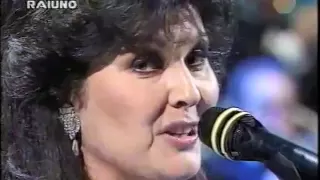 Claudia Mori - Se mi ami - Sanremo 1994.m4v