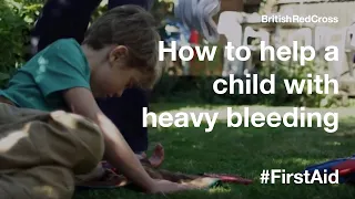 How to help a child with heavy bleeding #FirstAid #PowerOfKindness