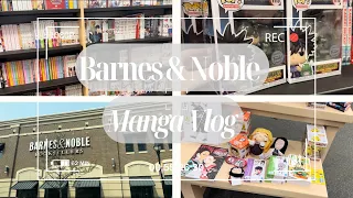 Manga shopping at Barnes & Noble :)