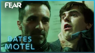 Romero Takes Norman Hostage | Bates Motel