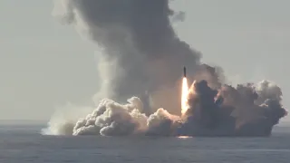 Залповый пуск ракет Р-30 "Булава"/ICBM R-30 Bulava volley launch