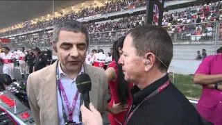 Rowan Atkinson on the grid [BBC] F1 2011 Indian GP