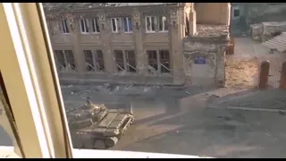 Russian T-72 attacked with RPG but keeps on rolling