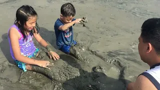 playing with sands under the sun