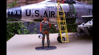 F-100 SuperSabre 1/32 Trumpeter Scale Model