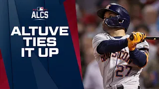 TIE GAME!! Astros' José Altuve smashes homer over the Green Monster to tie up ALCS Game 4!