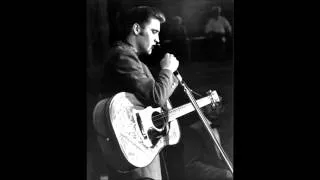 My Baby Left Me Elvis Presley (HQ STUDIO)