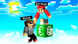 ÜBERLEBEN AUF 1 MILLIONÄR LUCKY BLOCK IN MINECRAFT (mit iCrimax)