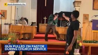 Man points gun to pastor during sermon in Pennsylvania | VIDEO