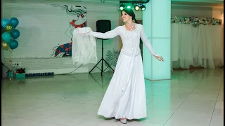 Лирический танец "Невеста". Земфира Архинчеева. Фестиваль "Zemfira studio birthday dance party"