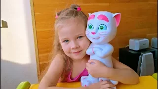 My Talking Angela Интерактивная игрушка Cat Анжела Kinder Surprise