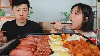 X-Large " DO-SI-LAK / BENTO BOX " ft. SPAM, VIENNA SAUSAGE, KIMCHI STIR FRY