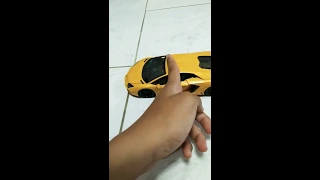 Diecast welly Lamborghini aventador LP 700-4 1:24 scale