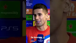 João Cancelo fala sobre gostar do livro de Racionais mc`s e sobre gostar do brasil#shorts