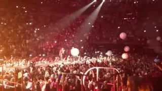 Enrique Iglesias Bailando Miami AAA 10-26-2014