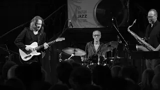 Robben Ford & Jerry Granelli (Halifax Jazz Festival 2018)